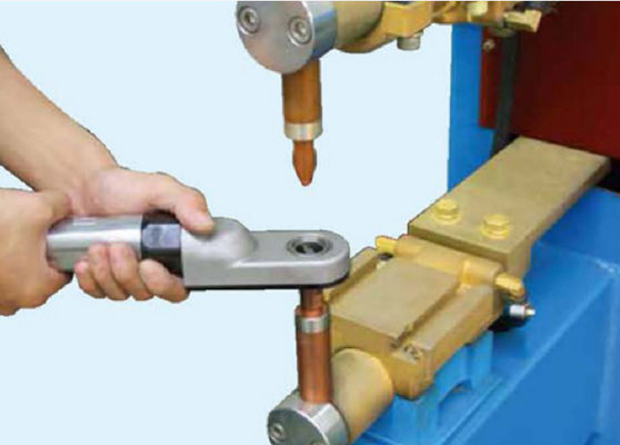 धातु 18 मिमी इलेक्ट्रोड 1300rpm वायवीय टिप ड्रेसर