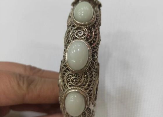 अच्छा आशीर्वाद के साथ चीनी पारंपरिक शुभ पैटर्न कंगन